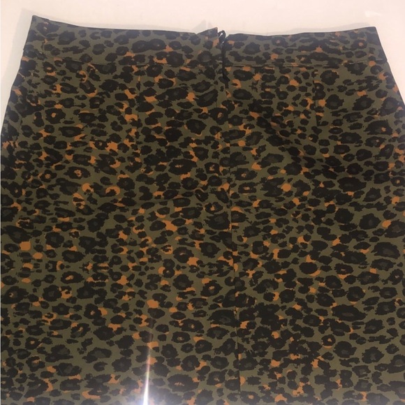 H&m green and orange cheetah animal print spotted mini skirt - Picture 5 of 6